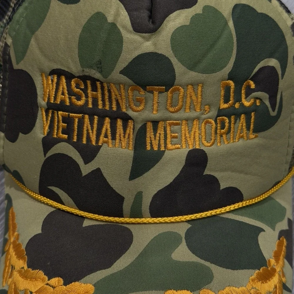 Vietnam Memorial Washington DC Snapback Trucker Hat‎ Cap Camo Gold